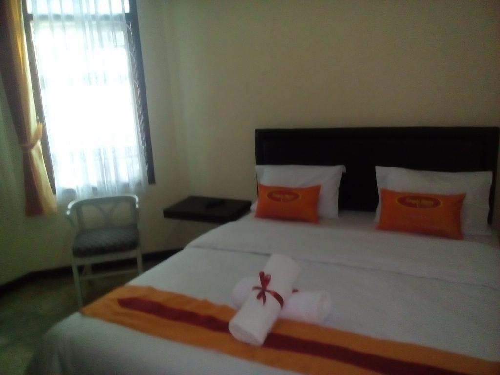 Simply Homy Guest House Pasteur Bandung Esterno foto