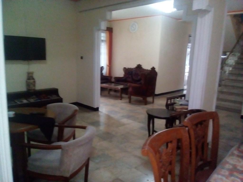 Simply Homy Guest House Pasteur Bandung Esterno foto