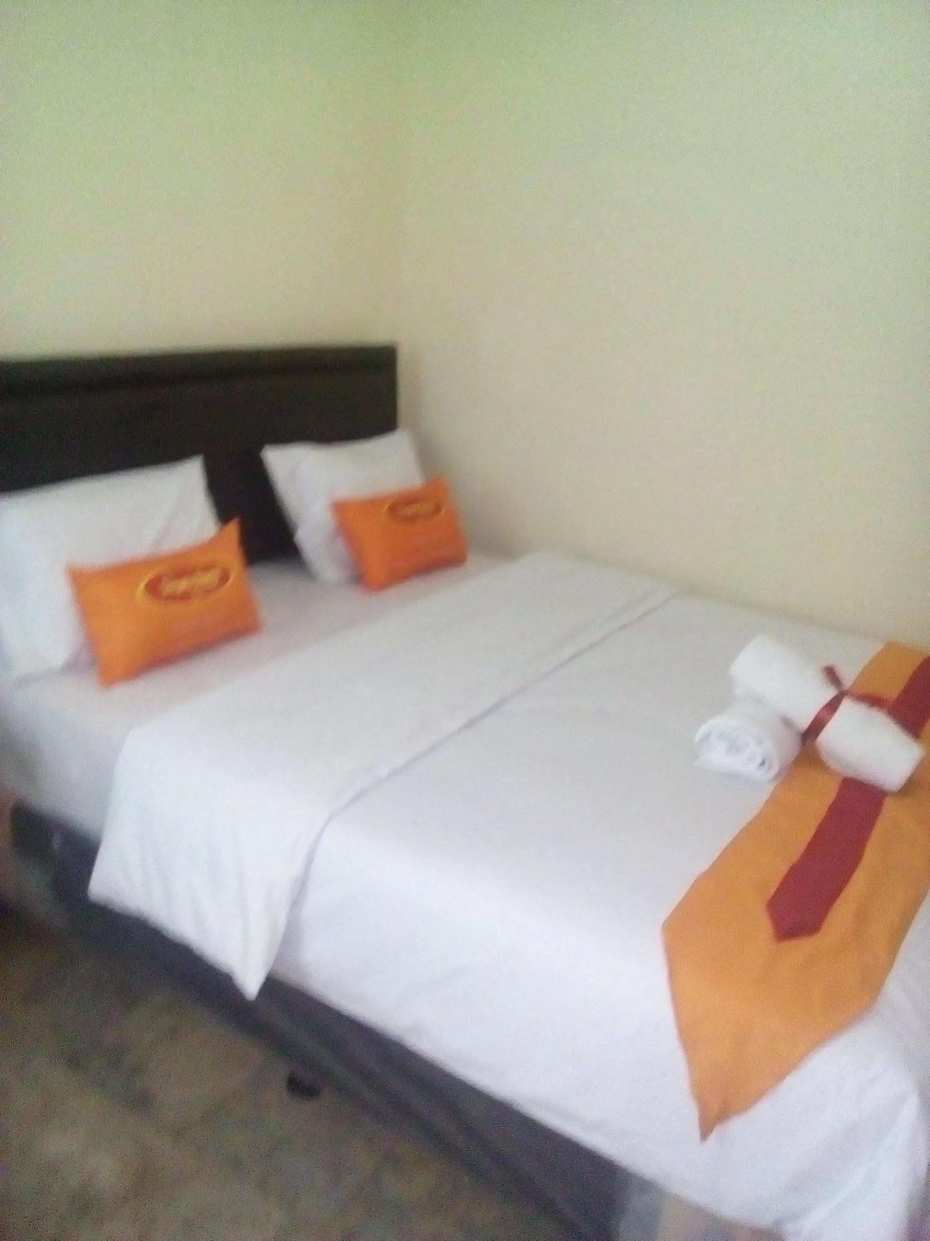 Simply Homy Guest House Pasteur Bandung Esterno foto